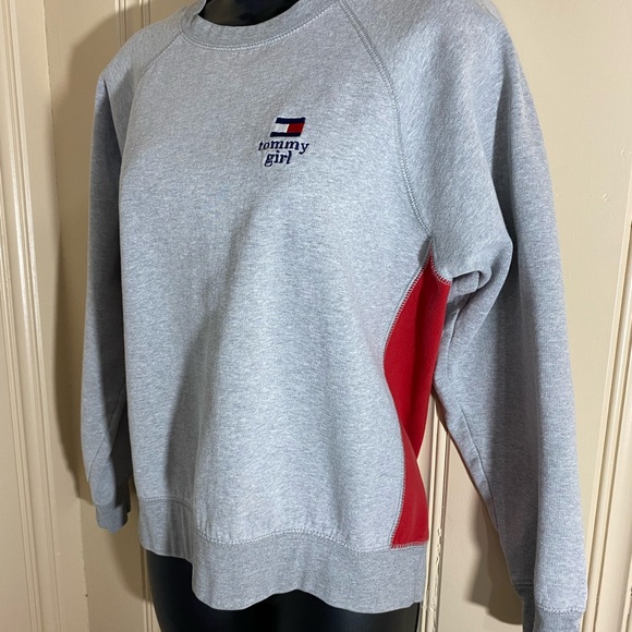 Vintage Tommy Hilfiger Tommy Girl Crewneck Sweatshirt Gray Size Medium - Picture 2 of 5